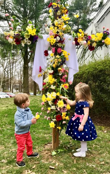 Easter Blomming Cross Easter Blomming Cross