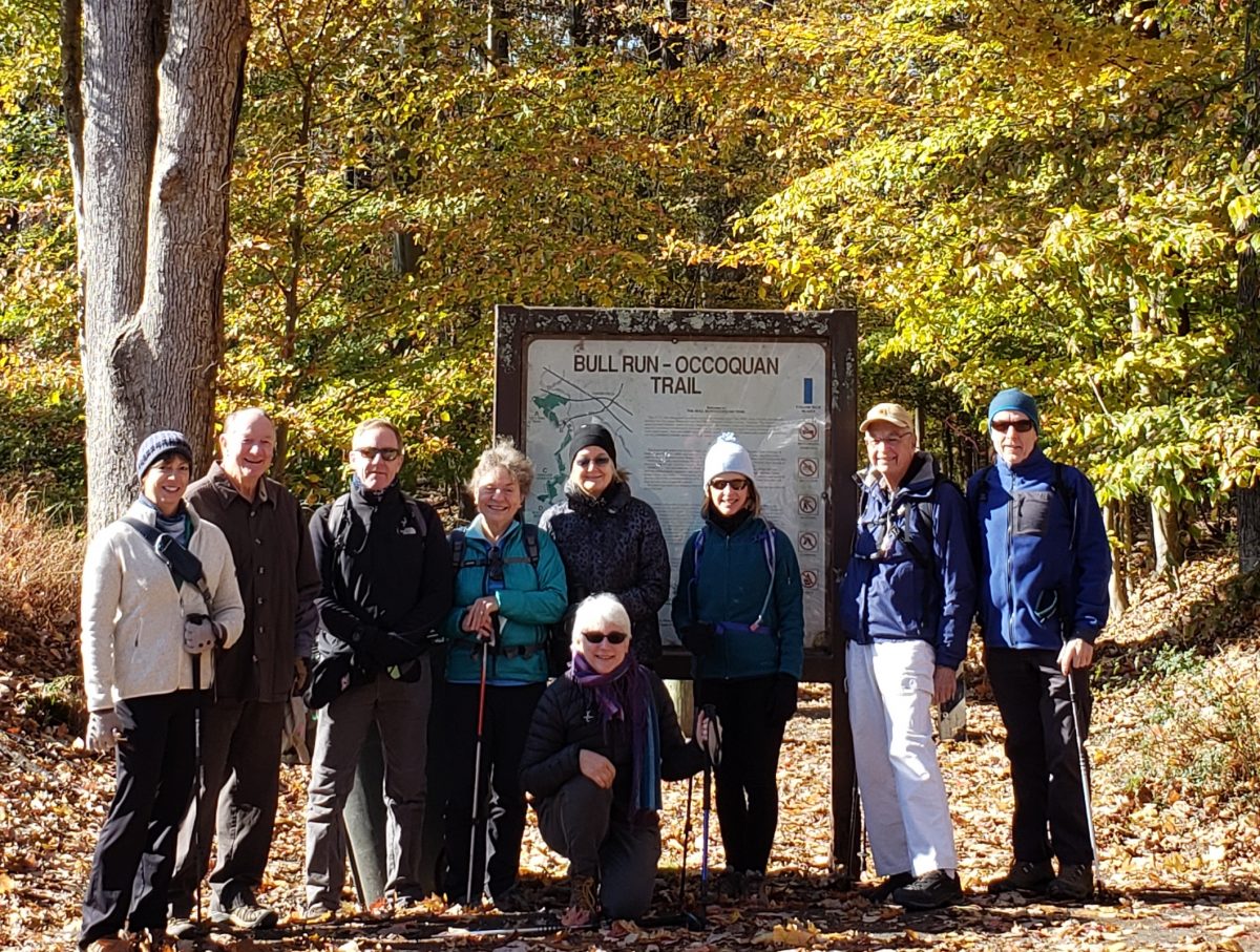 Fall Hike particpiants